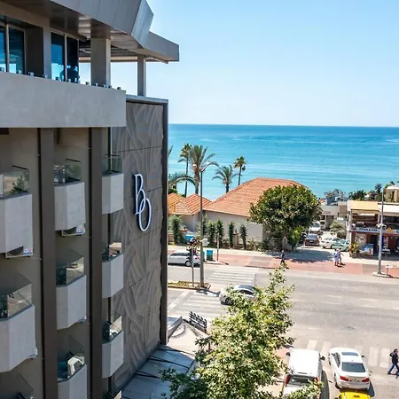 Bueyuek Hotel (Adults Only)-3